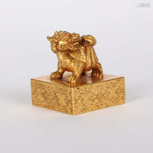 CHINESE BRONZE GILT SEAL