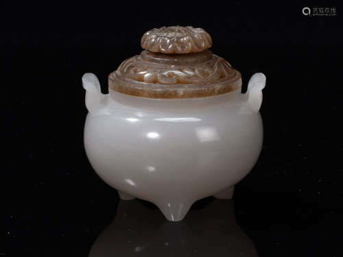 CHINESE HETIAN JADE INCENSE BURNER