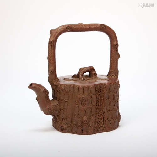 CHINESE BOCCARO TEAPOT