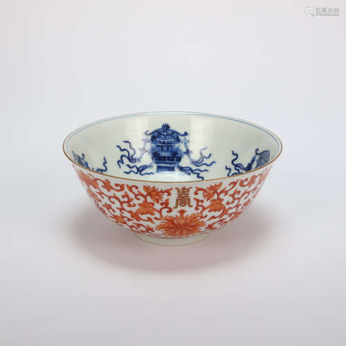 CHINESE  BLUE AND WHITE RED BOWL