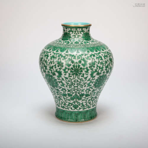 CHINESE DOU CAI VASE