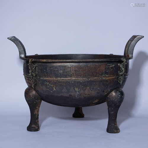 CHINESE BRONZE TRIPOD