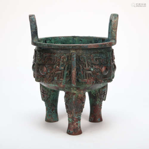 CHINESE BRONZE TRIPOD