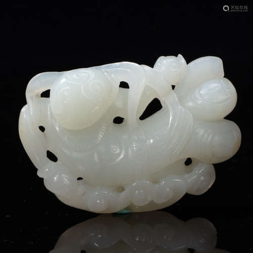 CHINESE HETIAN JADE FLYING DECORATION