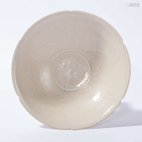 CHINESE DING KILN BOWL