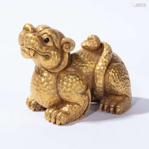 CHINESE GILT BRONZE BEAST