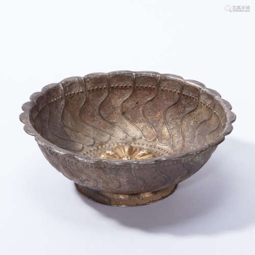 CHINESE SILVER GILT BOWL