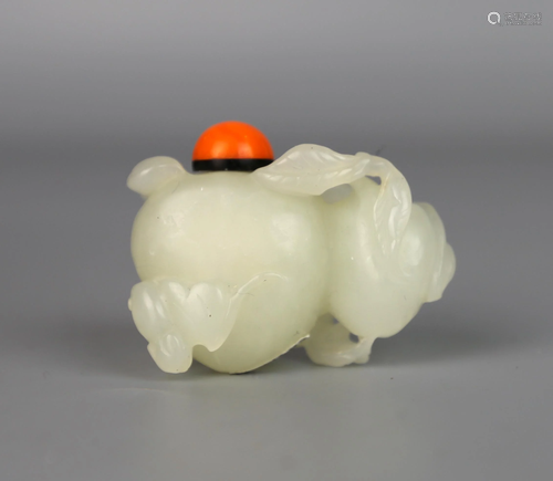 a chinese jade snuff bottle