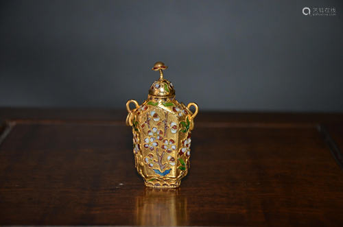 cloisonne snuff bottle