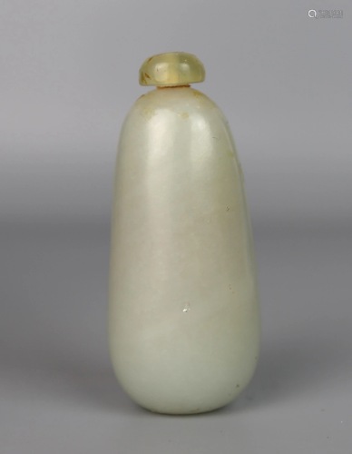 a chinese jade snuff bottle