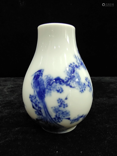 A chinese blue&white vase Wang Bu style