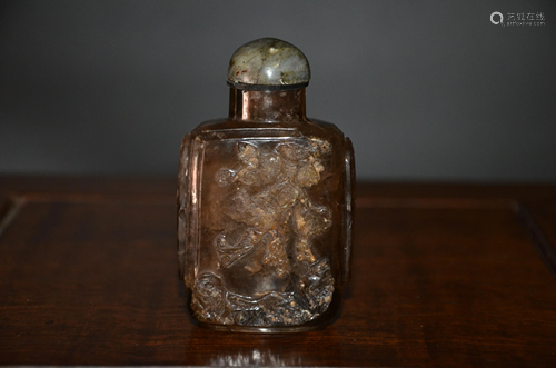 crystal snuff bottle