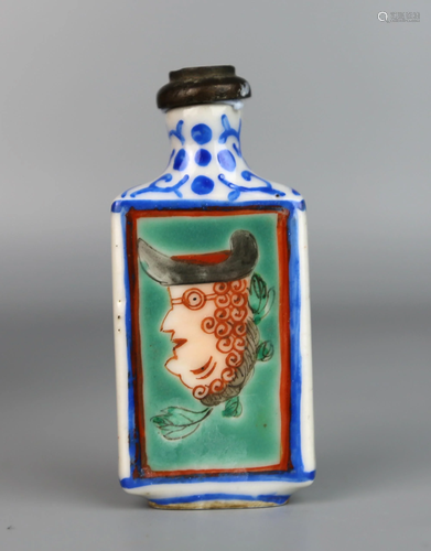 a chinese porcelain snuff bottle