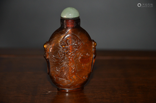 glass snuff bottle