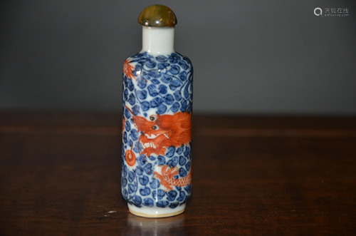 red snuff bottle in blue and white glaze