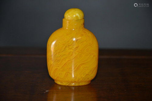 glass snuff bottle