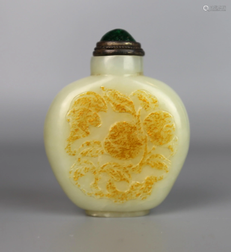 a chinese jade with skin snuff bottle