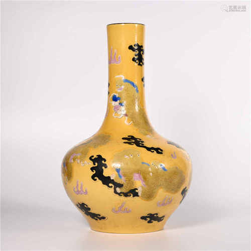 Qianlong famille rose celestial vase