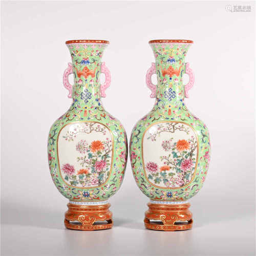 Qianlong famille rose wall vase
