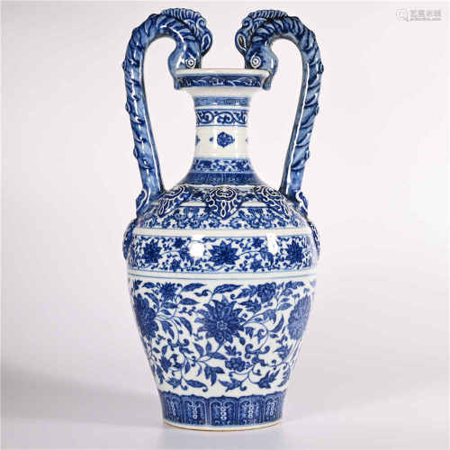 Yongzheng blue and white amphora