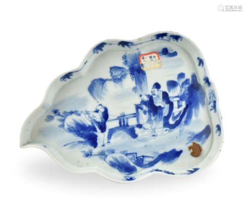 Chinese Blue & White Leaf Plate w/ Scholar, 19th C