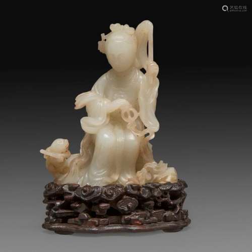 STATUETTE DE LA DÉESSE DE LA LUNE CHANG'E en jade …