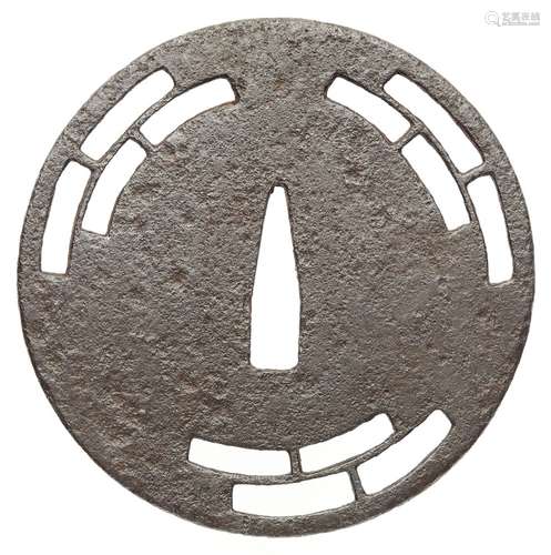 Tsuba. Eisen. Katchûshi-Arbeit. 16. Jh.