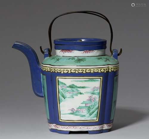 Polychrom glasierte Yixing-Kanne mit Deckel. Email sur biscuit. Guangxu-Zeit (1875-1908)