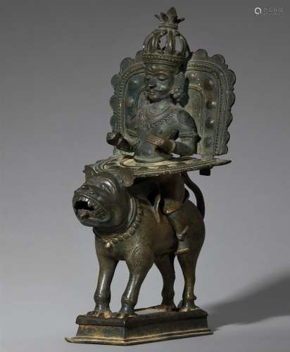 Bhuta-Figur des Pilichandi. Bronze. Süd-Indien, Nord-Kerala, Malabar-Region. 17./18. Jh.