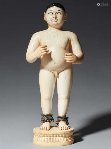 Seltene, große Figur des Krishna als Junge. Elfenbein. Nord-Indien, Rajasthan. 19. Jh.