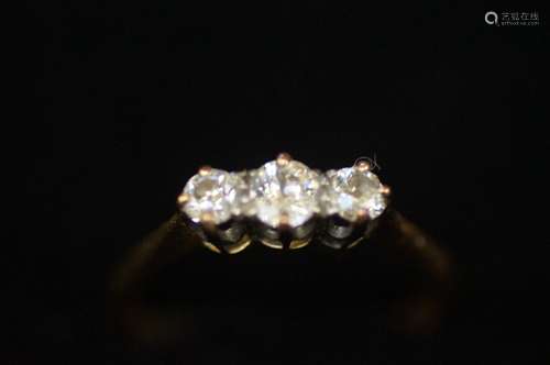 18 ct gold ring set with 3 diamonds size- M