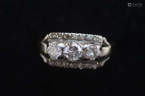 Art deco Diamond ring set in platinum & high carat