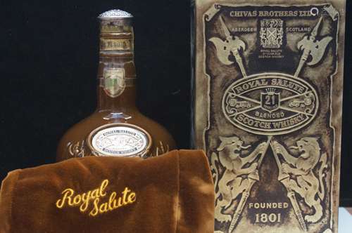 Chivas regal royal salute, 21 year old blended sco