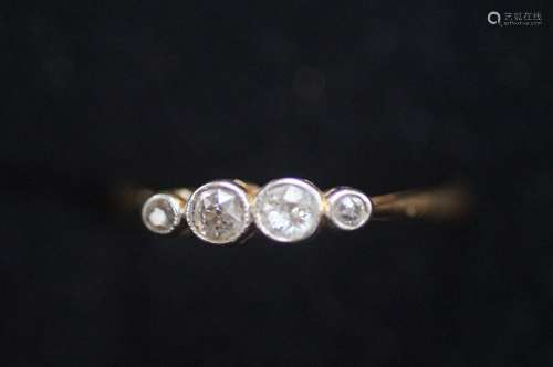 18ct Gold & diamond ring, 2 diamonds approx 1/8 ca