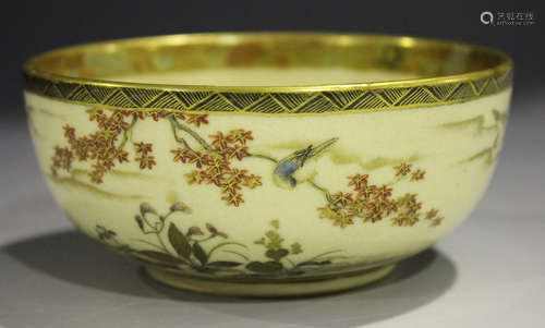 A Japanese Satsuma earthenware circular bowl, early 20th century, the interior painted and gilt with