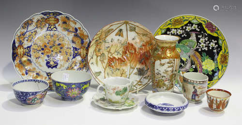 A small collection of Oriental porcelain, 18th century and later, including a Chinese famille rose