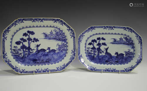 A graduated pair of Chinese blue and white export porcelain meat dishes, Qianlong period, each