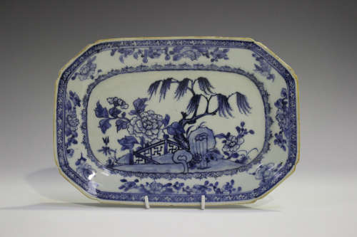 A Chinese blue and white export porcelain meat dish, Qianlong period, painted with a fenced garden