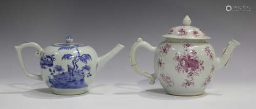 A Chinese blue and white export porcelain teapot and cover, Qianlong period, the globular body