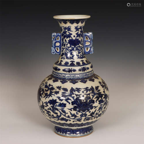 CHINESE BLUE&WHITE PORCELAIN VASE, DOUBLE HANDLE AND FLOWER DESIGNS