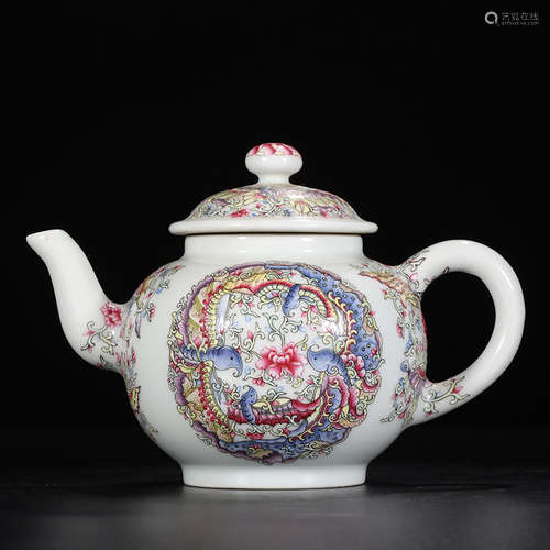 Chinese Famille Rose Porcelain Tea Pot