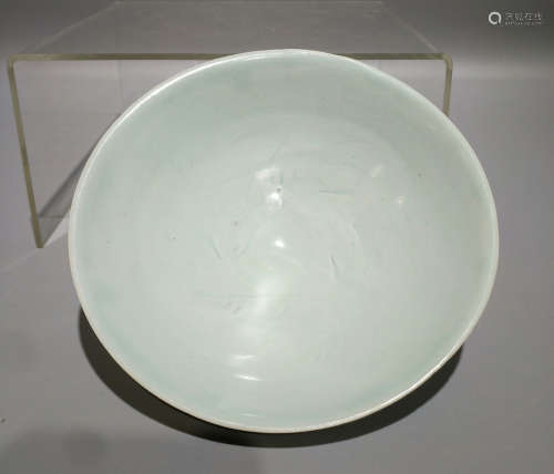 Chinese Pale Celadon Glazed Porcelain Bowl
