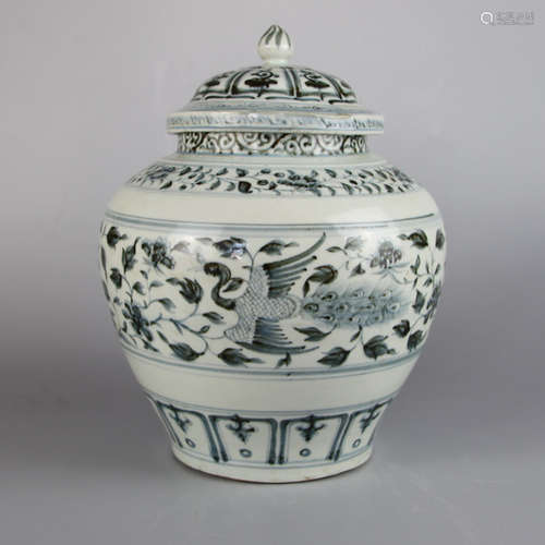 Chinese Blue White Porcelain Cover Jar