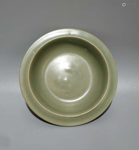 Chinese Longquan Celadon Glazed Porcelain Bowl