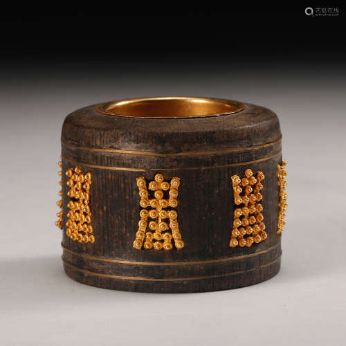 Chinese Chenxiang Thumb Ring