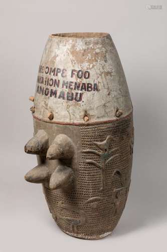 ASHANTI/AKAN, Ghana. Bois, polychromie. Imposant…