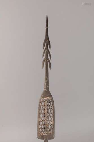 ASMAT, Village Ewer, Indonésie. Bois incisé et re…