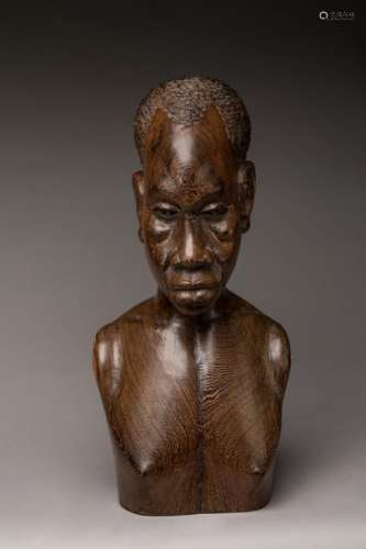 Benoit KANONGO (1919 2008). Sculpture en buste d’…
