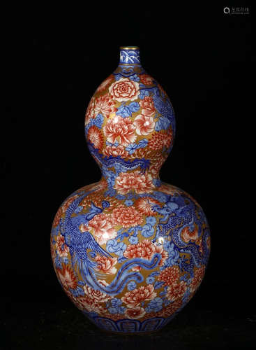 Chinese Famille Rose Gourd Shape Porcelain Vase