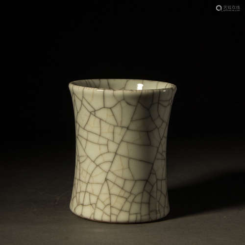 Chinese Crackle Glazed Porcelain Brush Pot